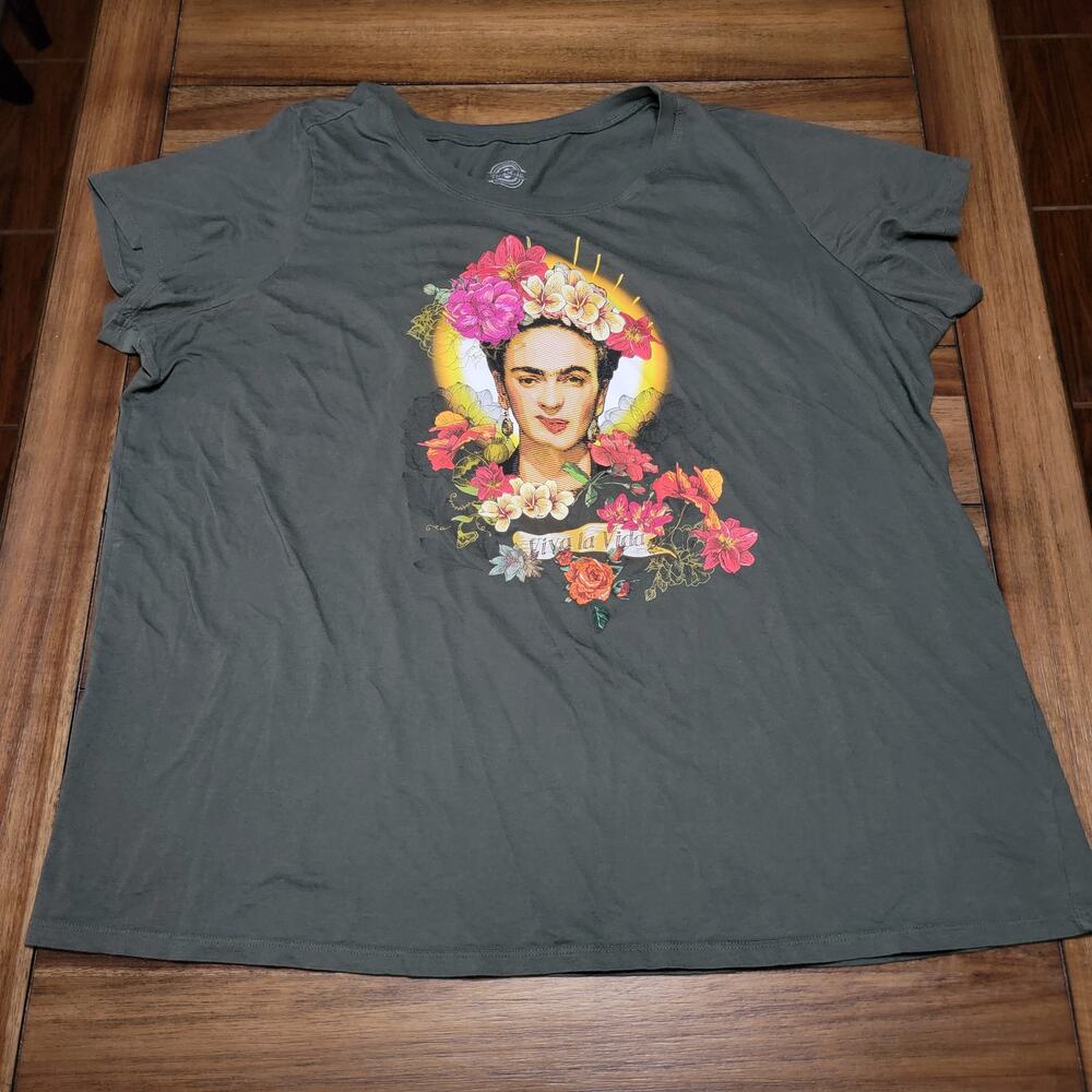 Frida Kahlo Dark Green Tee "Viva La Vida" - Size 4